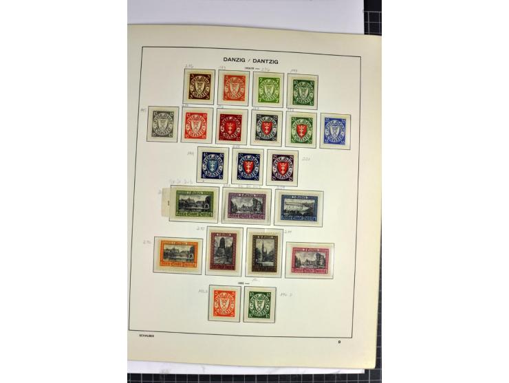 1920/39, vorwiegend ungebrauchte Sammlung mit vielen besseren Werten dabei u.a. Mi.-Nr. 47-49 mit Fotoattest Schüler und Hoch