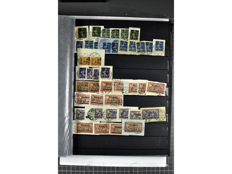 1920/22, schöner Bestand Briefstücke, im Einsteckbuch (Mi. nach Angabe des Einlieferers ca. 3.000,-)