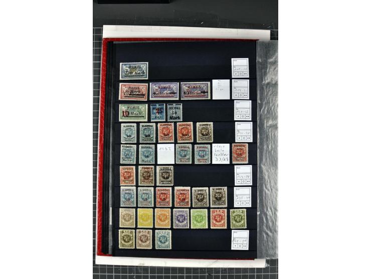 1920/39, ungebrauchte Sammlung, in weiten Teilen kpl. (u.a. ohne Grünaufdruck), zusätzlich Farbnuancen, verschiedene Typen, A