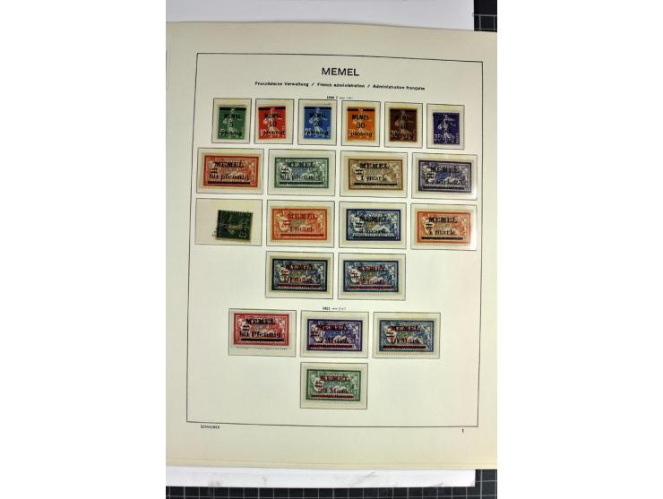 1920/23, vorwiegend ungebrauchte Sammlung in den Hauptnummern augenscheinlich komplette Sammlung, gute Erhaltung