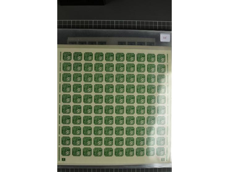  1939/44, Sammlung von 54 Bogen ex Mi.-Nr. 20-142, gute Erhaltung