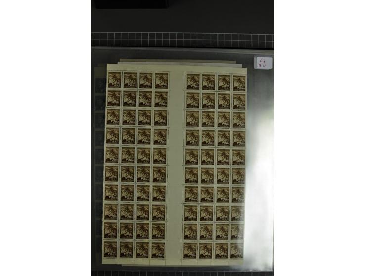  1939/44, Sammlung von 54 Bogen ex Mi.-Nr. 20-142, gute Erhaltung