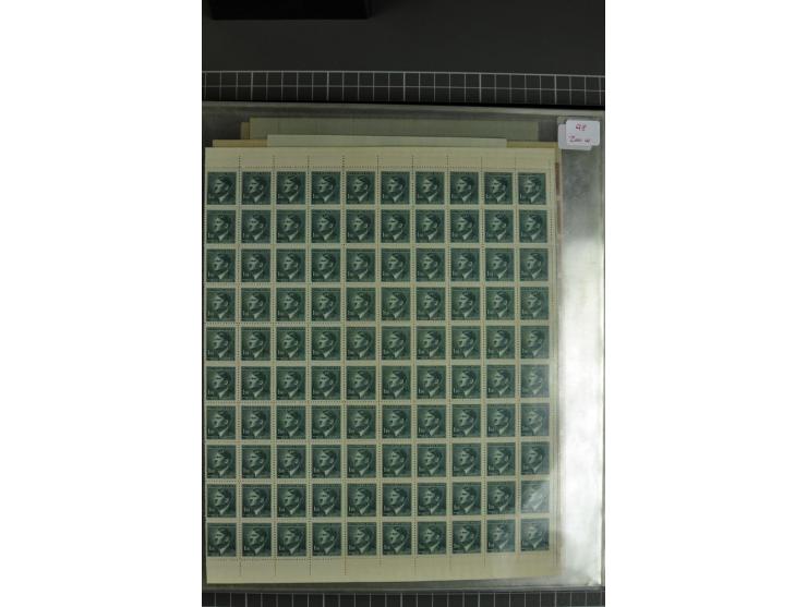  1939/44, Sammlung von 54 Bogen ex Mi.-Nr. 20-142, gute Erhaltung