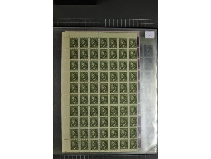  1939/44, Sammlung von 54 Bogen ex Mi.-Nr. 20-142, gute Erhaltung
