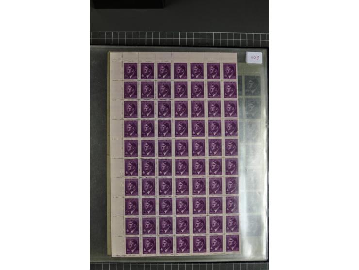  1939/44, Sammlung von 54 Bogen ex Mi.-Nr. 20-142, gute Erhaltung