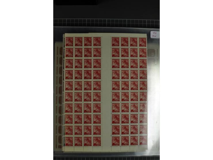  1939/44, Sammlung von 54 Bogen ex Mi.-Nr. 20-142, gute Erhaltung