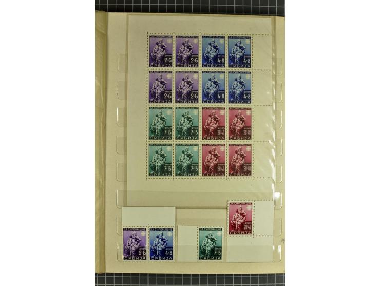  1941/43, sehr schöne saubere postfrische Sammlung  mit etlichen Besonderheiten wie Plattenfehlern, Herzstücken etc., vieles 