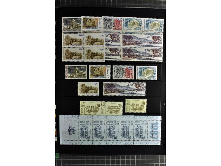 1849/2007, mainly mounted und unmounted mint collection with a good part of early used stamps like Mi.-Nr. 1-2, 5 and 7-9, 17
