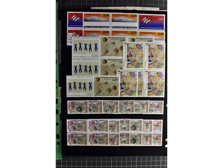 1849/2007, mainly mounted und unmounted mint collection with a good part of early used stamps like Mi.-Nr. 1-2, 5 and 7-9, 17