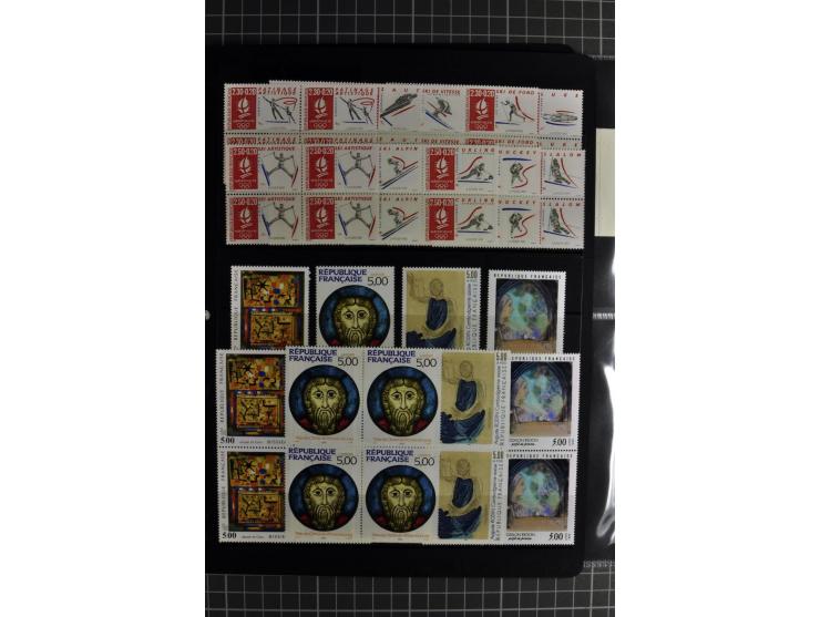 1849/2007, mainly mounted und unmounted mint collection with a good part of early used stamps like Mi.-Nr. 1-2, 5 and 7-9, 17