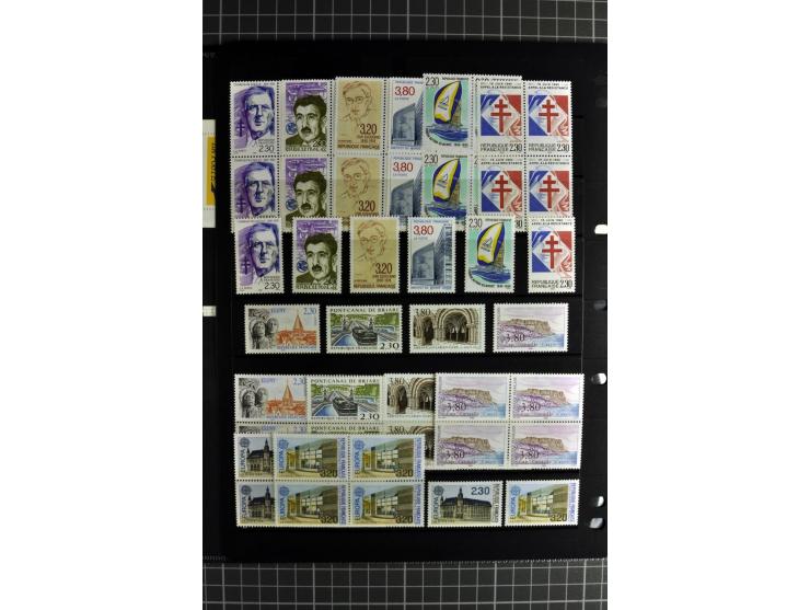 1849/2007, mainly mounted und unmounted mint collection with a good part of early used stamps like Mi.-Nr. 1-2, 5 and 7-9, 17