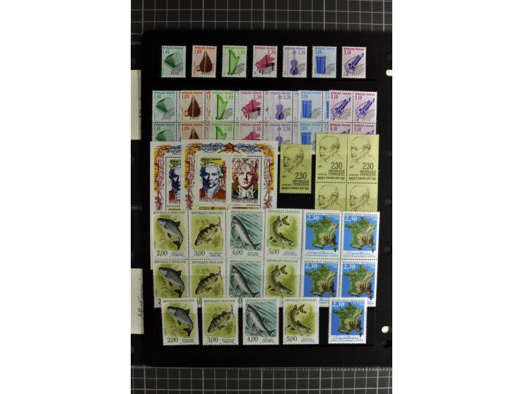 1849/2007, mainly mounted und unmounted mint collection with a good part of early used stamps like Mi.-Nr. 1-2, 5 and 7-9, 17