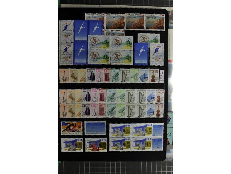 1849/2007, mainly mounted und unmounted mint collection with a good part of early used stamps like Mi.-Nr. 1-2, 5 and 7-9, 17