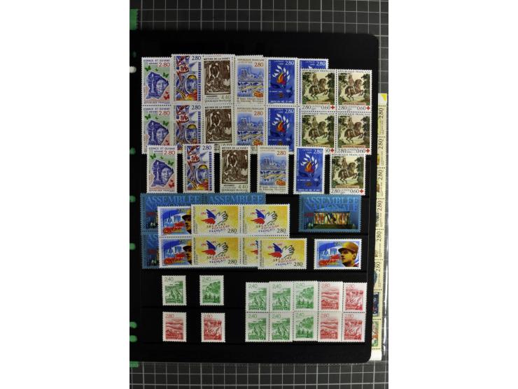 1849/2007, mainly mounted und unmounted mint collection with a good part of early used stamps like Mi.-Nr. 1-2, 5 and 7-9, 17