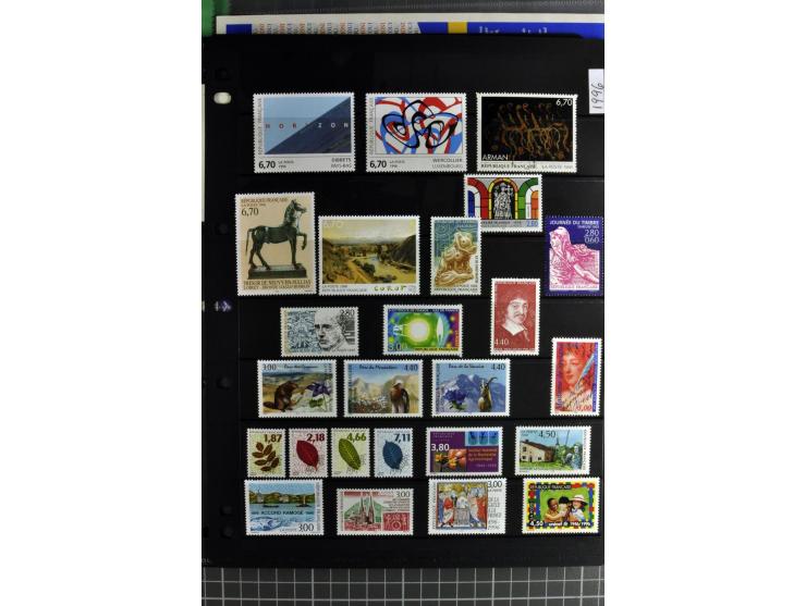 1849/2007, mainly mounted und unmounted mint collection with a good part of early used stamps like Mi.-Nr. 1-2, 5 and 7-9, 17