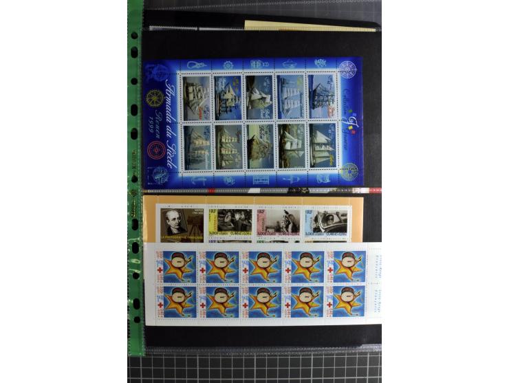 1849/2007, mainly mounted und unmounted mint collection with a good part of early used stamps like Mi.-Nr. 1-2, 5 and 7-9, 17