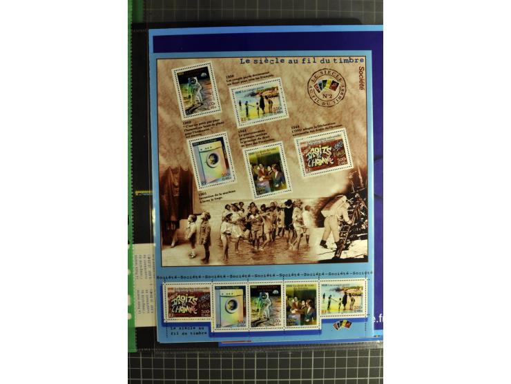 1849/2007, mainly mounted und unmounted mint collection with a good part of early used stamps like Mi.-Nr. 1-2, 5 and 7-9, 17