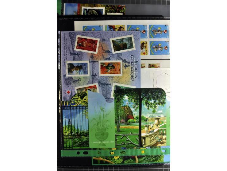 1849/2007, mainly mounted und unmounted mint collection with a good part of early used stamps like Mi.-Nr. 1-2, 5 and 7-9, 17