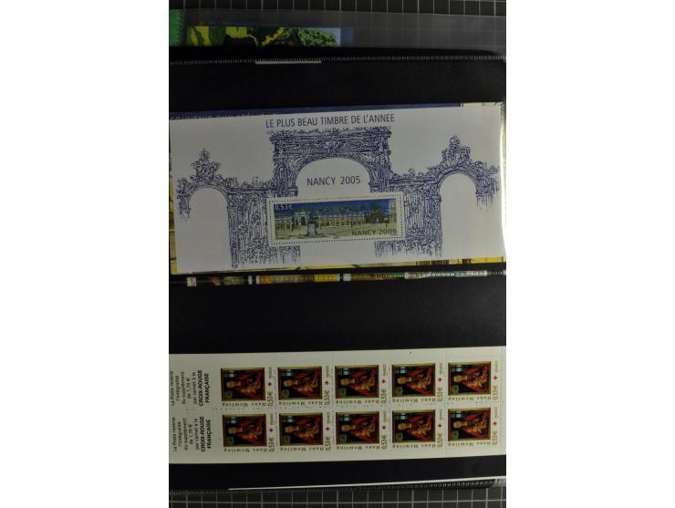 1849/2007, mainly mounted und unmounted mint collection with a good part of early used stamps like Mi.-Nr. 1-2, 5 and 7-9, 17