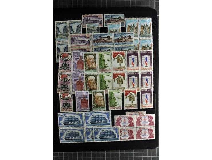 1849/2007, mainly mounted und unmounted mint collection with a good part of early used stamps like Mi.-Nr. 1-2, 5 and 7-9, 17