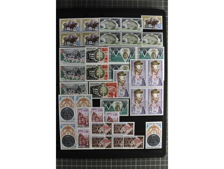 1849/2007, mainly mounted und unmounted mint collection with a good part of early used stamps like Mi.-Nr. 1-2, 5 and 7-9, 17