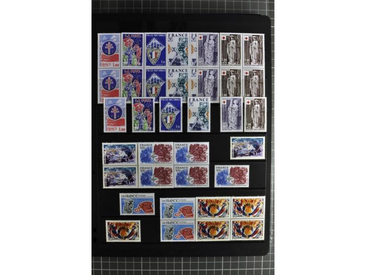 1849/2007, mainly mounted und unmounted mint collection with a good part of early used stamps like Mi.-Nr. 1-2, 5 and 7-9, 17