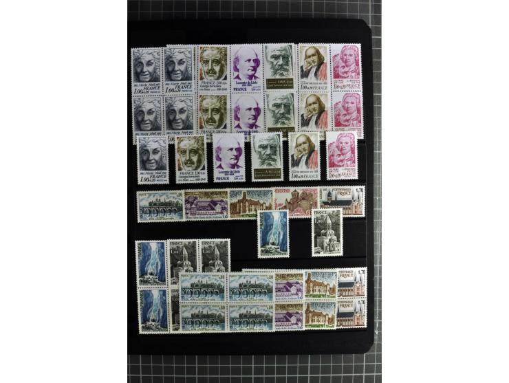 1849/2007, mainly mounted und unmounted mint collection with a good part of early used stamps like Mi.-Nr. 1-2, 5 and 7-9, 17