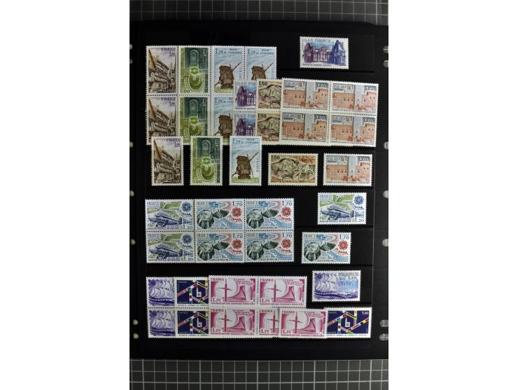 1849/2007, mainly mounted und unmounted mint collection with a good part of early used stamps like Mi.-Nr. 1-2, 5 and 7-9, 17