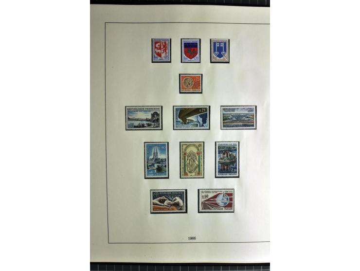 1849/2007, mainly mounted und unmounted mint collection with a good part of early used stamps like Mi.-Nr. 1-2, 5 and 7-9, 17