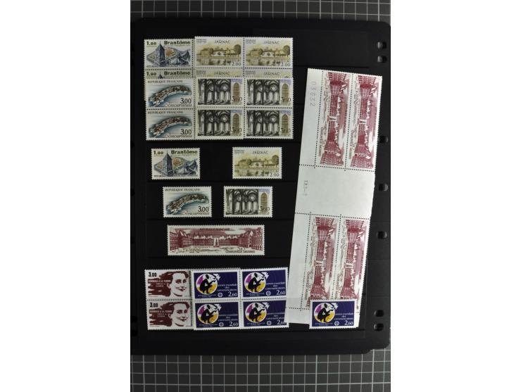 1849/2007, mainly mounted und unmounted mint collection with a good part of early used stamps like Mi.-Nr. 1-2, 5 and 7-9, 17