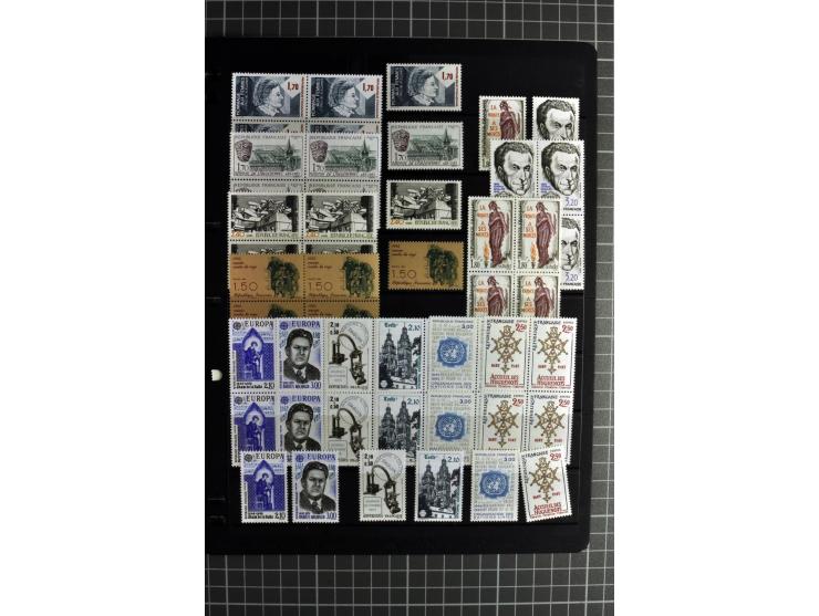 1849/2007, mainly mounted und unmounted mint collection with a good part of early used stamps like Mi.-Nr. 1-2, 5 and 7-9, 17