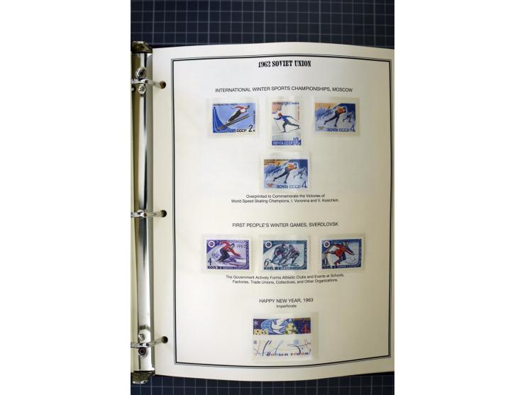 1921/1999, mostly unmounted mint collection, from 1944 on almost complete with many better sets, souvenir sheets in missing i