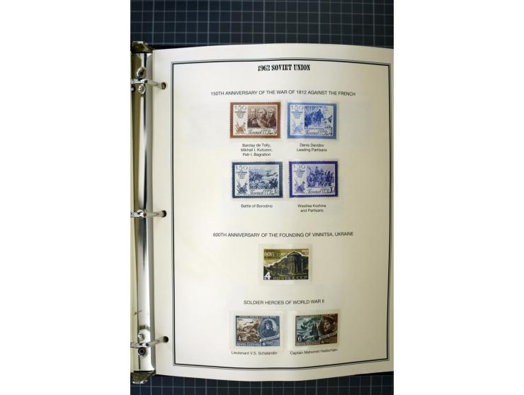 1921/1999, mostly unmounted mint collection, from 1944 on almost complete with many better sets, souvenir sheets in missing i
