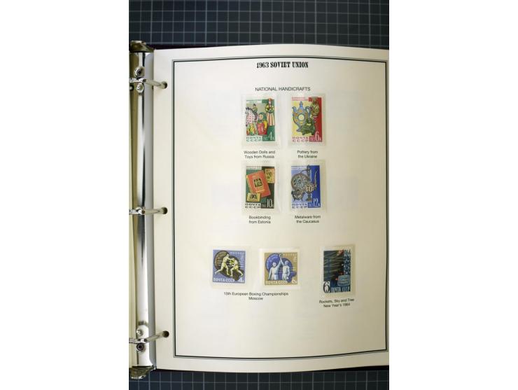 1921/1999, mostly unmounted mint collection, from 1944 on almost complete with many better sets, souvenir sheets in missing i