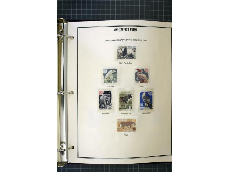 1921/1999, mostly unmounted mint collection, from 1944 on almost complete with many better sets, souvenir sheets in missing i