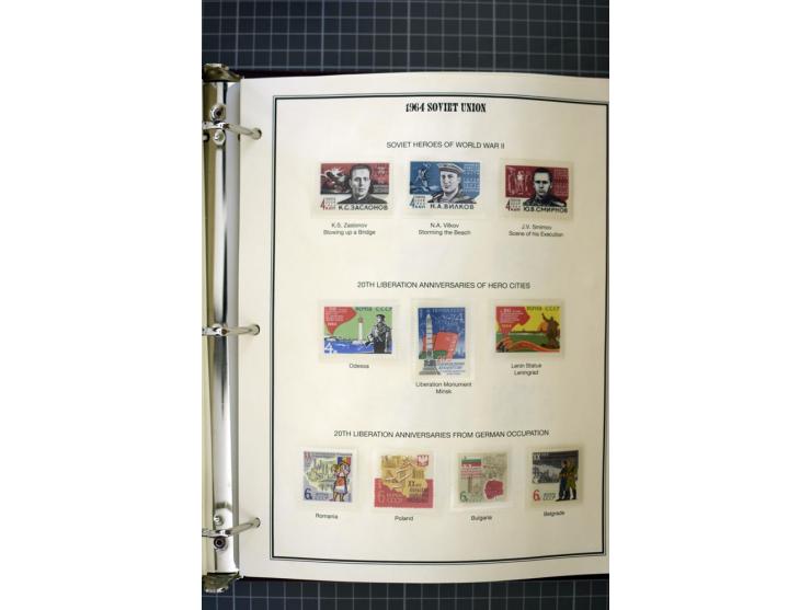 1921/1999, mostly unmounted mint collection, from 1944 on almost complete with many better sets, souvenir sheets in missing i