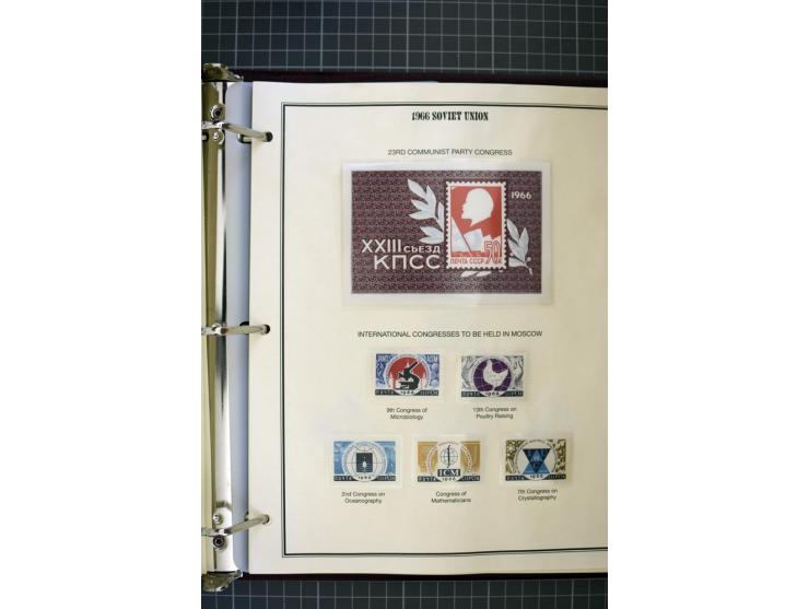 1921/1999, mostly unmounted mint collection, from 1944 on almost complete with many better sets, souvenir sheets in missing i