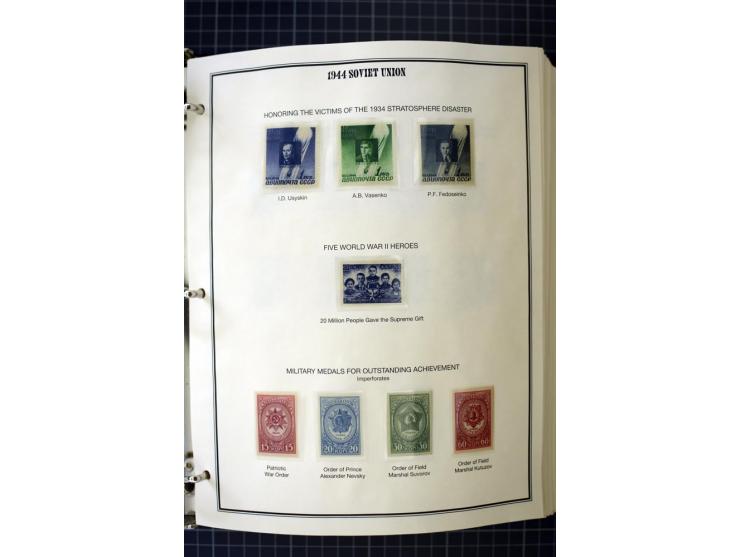 1921/1999, mostly unmounted mint collection, from 1944 on almost complete with many better sets, souvenir sheets in missing i