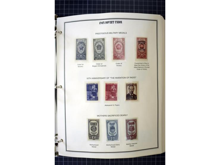 1921/1999, mostly unmounted mint collection, from 1944 on almost complete with many better sets, souvenir sheets in missing i