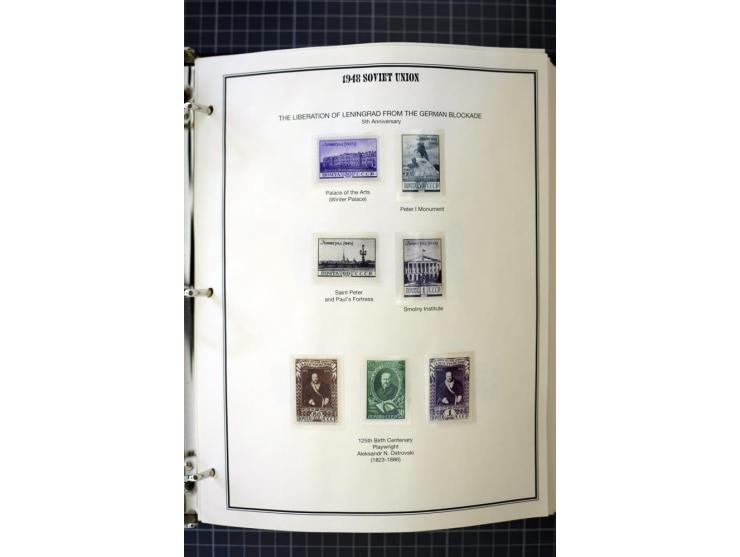 1921/1999, mostly unmounted mint collection, from 1944 on almost complete with many better sets, souvenir sheets in missing i