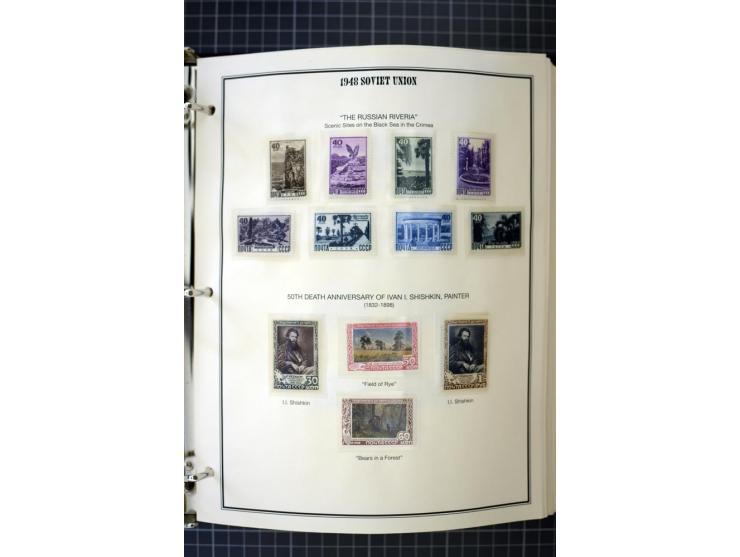 1921/1999, mostly unmounted mint collection, from 1944 on almost complete with many better sets, souvenir sheets in missing i