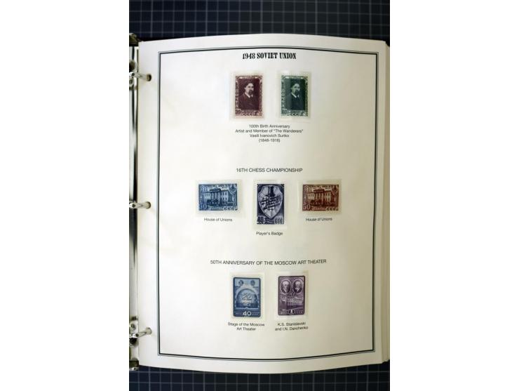 1921/1999, mostly unmounted mint collection, from 1944 on almost complete with many better sets, souvenir sheets in missing i