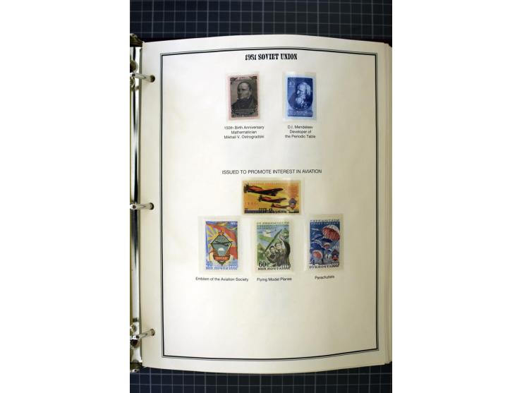 1921/1999, mostly unmounted mint collection, from 1944 on almost complete with many better sets, souvenir sheets in missing i