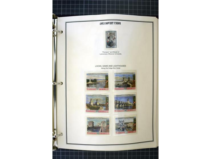 1921/1999, mostly unmounted mint collection, from 1944 on almost complete with many better sets, souvenir sheets in missing i