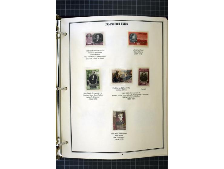1921/1999, mostly unmounted mint collection, from 1944 on almost complete with many better sets, souvenir sheets in missing i