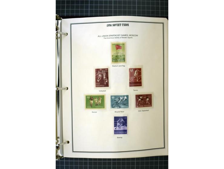 1921/1999, mostly unmounted mint collection, from 1944 on almost complete with many better sets, souvenir sheets in missing i