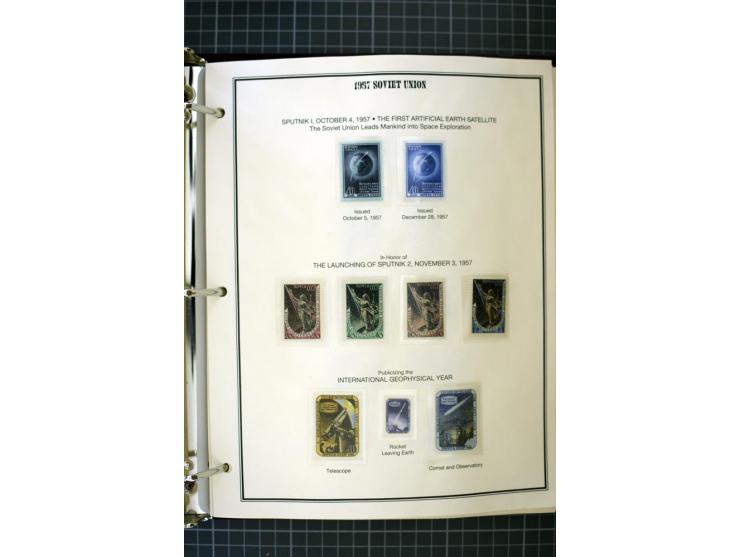 1921/1999, mostly unmounted mint collection, from 1944 on almost complete with many better sets, souvenir sheets in missing i