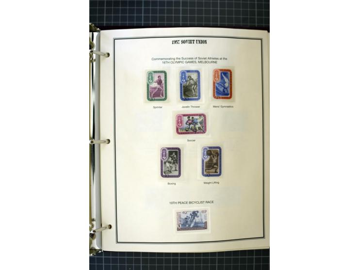 1921/1999, mostly unmounted mint collection, from 1944 on almost complete with many better sets, souvenir sheets in missing i