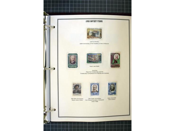 1921/1999, mostly unmounted mint collection, from 1944 on almost complete with many better sets, souvenir sheets in missing i