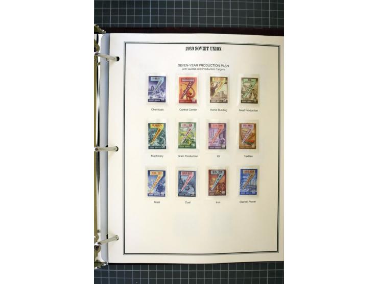 1921/1999, mostly unmounted mint collection, from 1944 on almost complete with many better sets, souvenir sheets in missing i